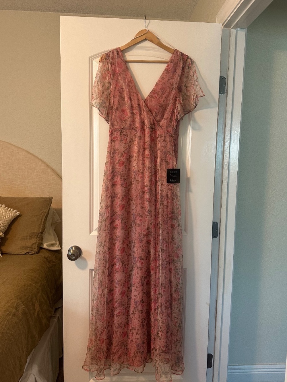 NWT Lulus Pink Floral Flutter Sleeve Maxi Dress - Large - Picture 3 of 7
